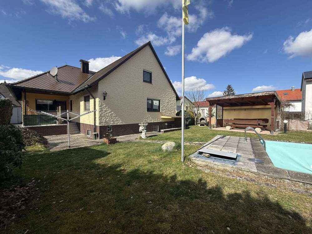 Thumbnail-Haus zum Kaufen in Büchenbach 549.000,00 € 174 m²