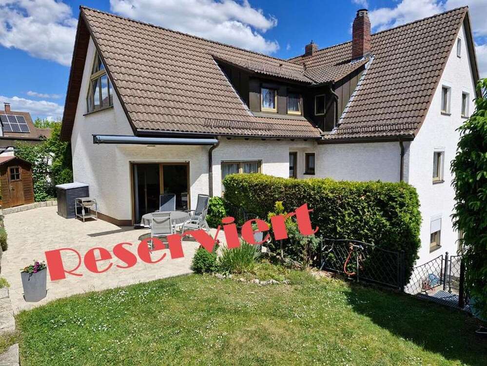 Thumbnail-Haus zum Kaufen in Hausen 680.000,00 € 268 m²