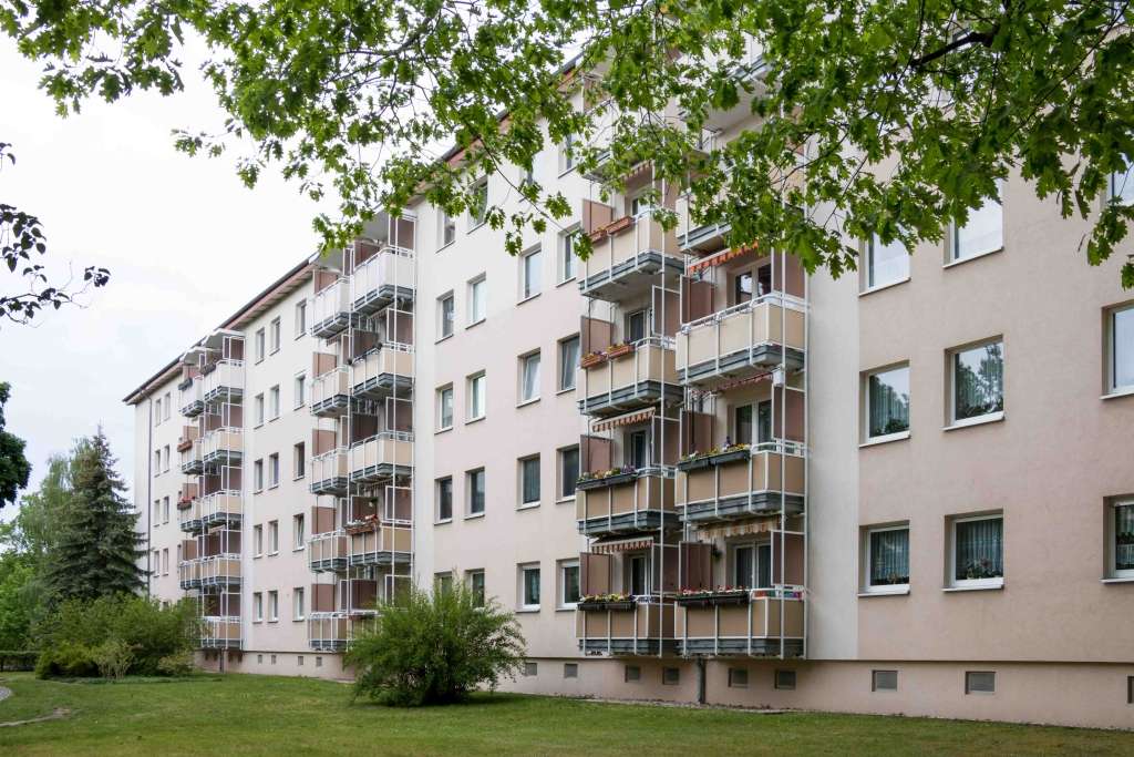 Thumbnail-Wohnung zum Mieten in Hoyerswerda 400,00 € 69.69 m²