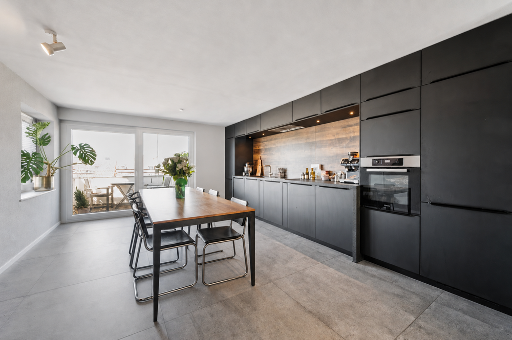 Thumbnail-Wohnung zum Mieten in Düsseldorf-Unterbilk 2.000,00 € 118 m²