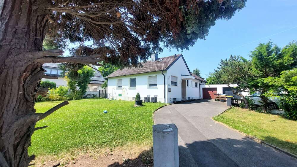 Thumbnail-Haus zum Kaufen in Köln 698.000,00 € 133 m²