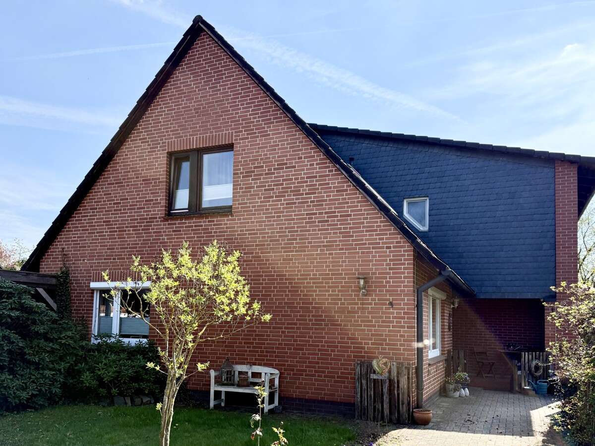Thumbnail-Haus zum Kaufen in Winsen (Aller) Bannetze 389.000,00 € 244 m²