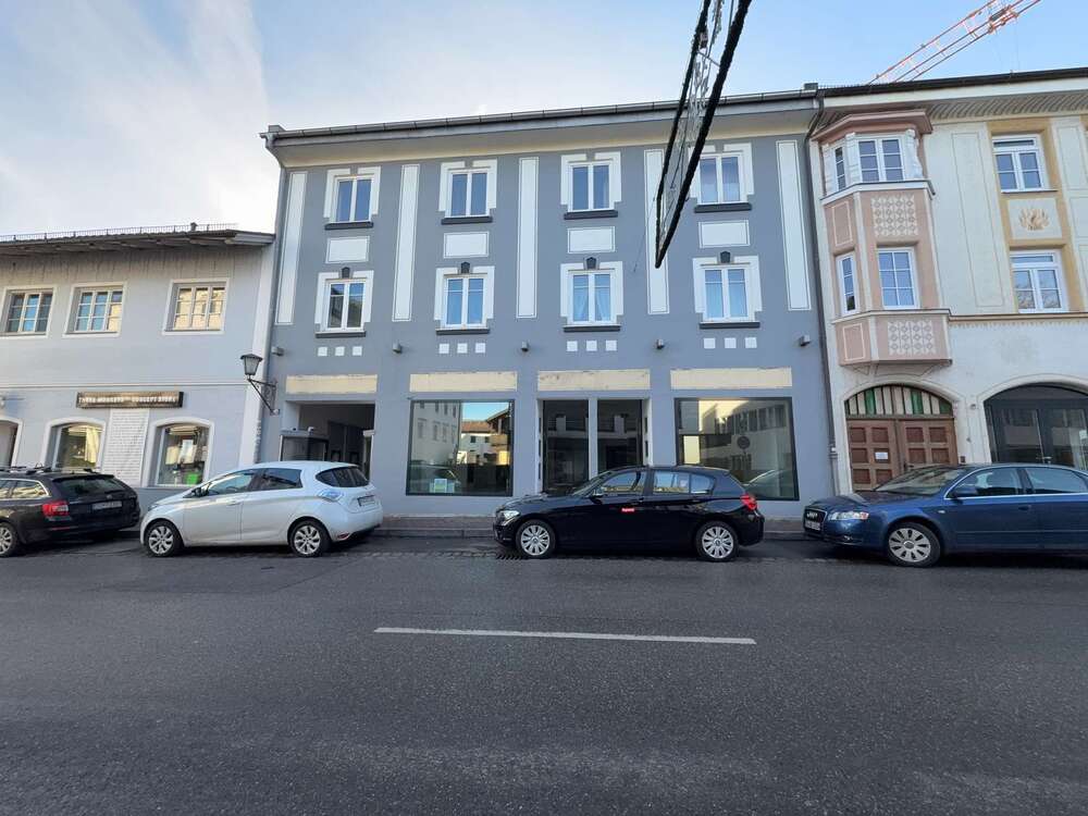 Thumbnail-Haus zum Kaufen in Prien am Chiemsee 2.200.000,00 € 404.5 m²
