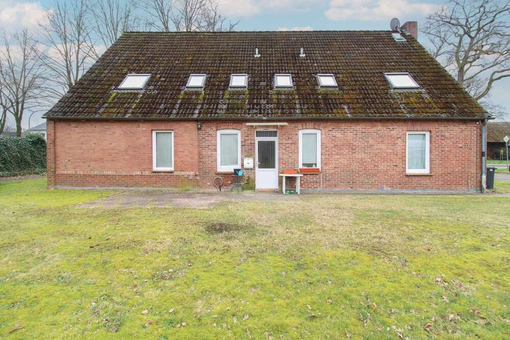 Thumbnail-Haus zum Kaufen in Gnarrenburg 219.000,00 € 267.51 m²