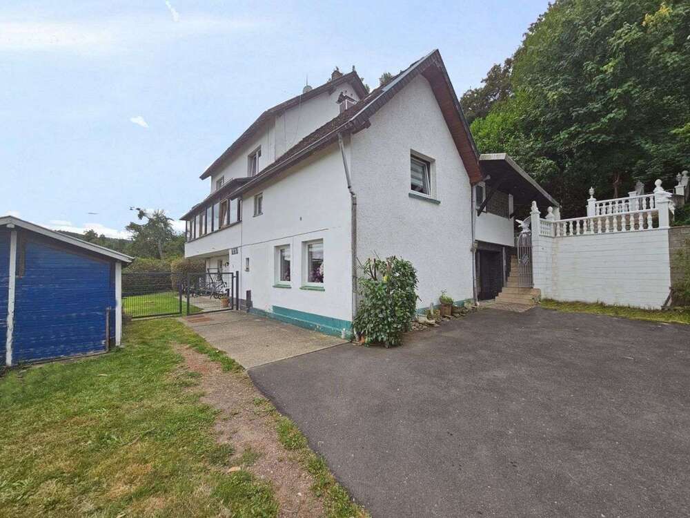 Thumbnail-Haus zum Kaufen in Simmerath 299.000,00 € 322.85 m²