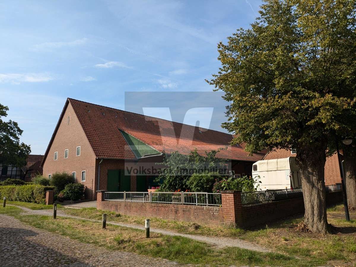 Thumbnail-Grundstück zu verkaufen in Burgwedel 480.000,00 € 1000 m²