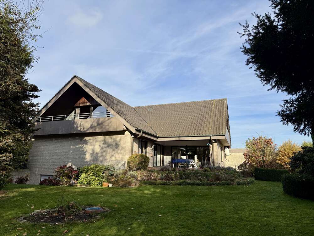 Thumbnail-Haus zum Kaufen in Dülmen 435.000,00 € 307 m²