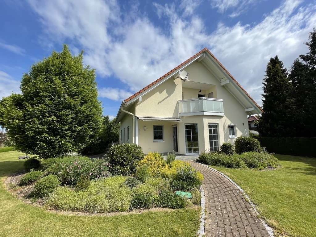 Thumbnail-Haus zum Mieten in Kirchdorf 1.625,00 € 175 m²