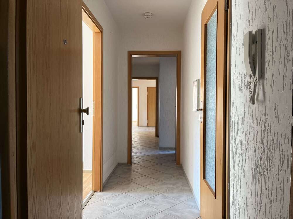 Thumbnail-Wohnung zum Mieten in Weißenfels 696,00 € 107.03 m²