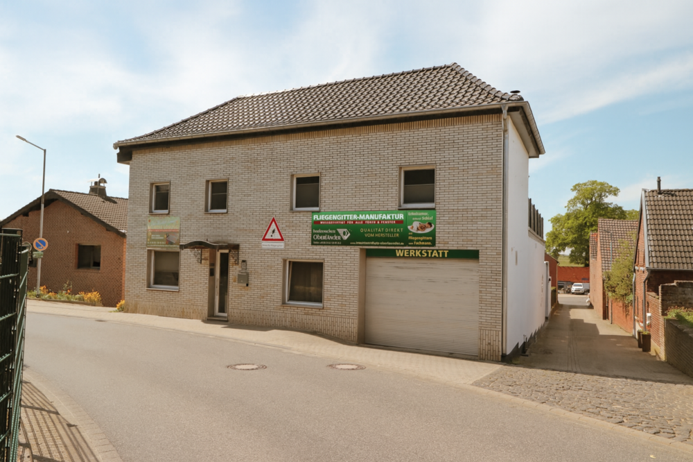 Thumbnail-Haus zum Kaufen in Linnich 335.000,00 € 378 m²