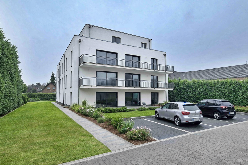 Thumbnail-Wohnung zum Kaufen in Krefeld 450.000,00 € 100.23 m²