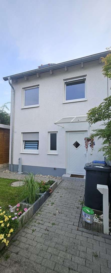 Thumbnail-Haus zum Kaufen in Hochheim am Main 650.000,00 € 120 m²