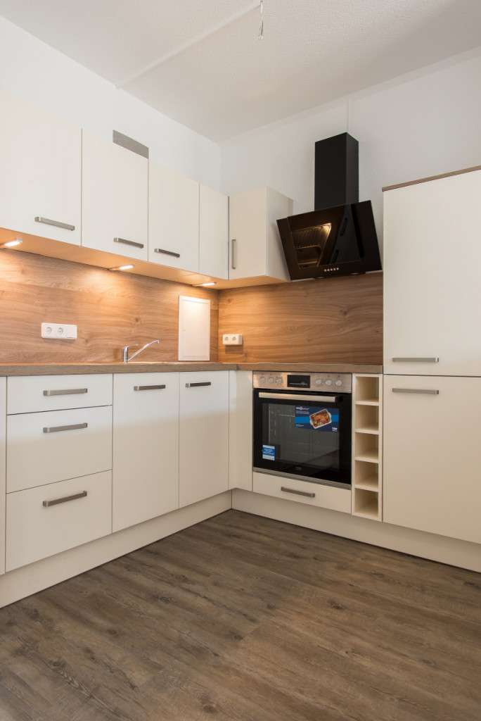 Thumbnail-Wohnung zum Mieten in Chemnitz 375,00 € 56.29 m²