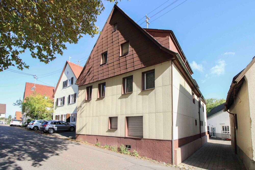 Thumbnail-Haus zum Kaufen in Stuttgart 490.000,00 € 154.23 m²