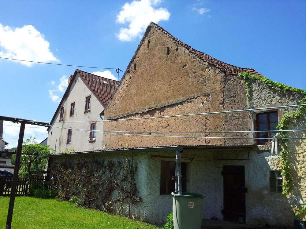 Thumbnail-Haus zum Kaufen in Blieskastel 139.000,00 € 220 m²