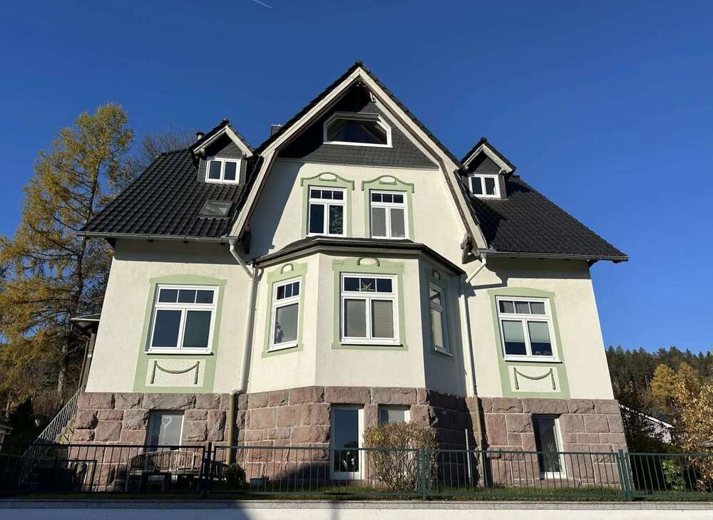 Thumbnail-Wohnung zum Mieten in Zella-Mehlis 968,00 € 116 m²