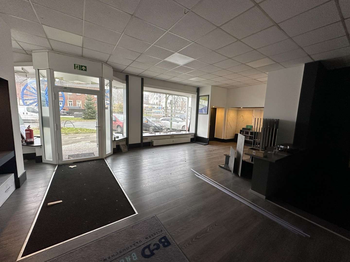 Thumbnail-Einzelhandel in Essen 2.200,00 € 313 m²