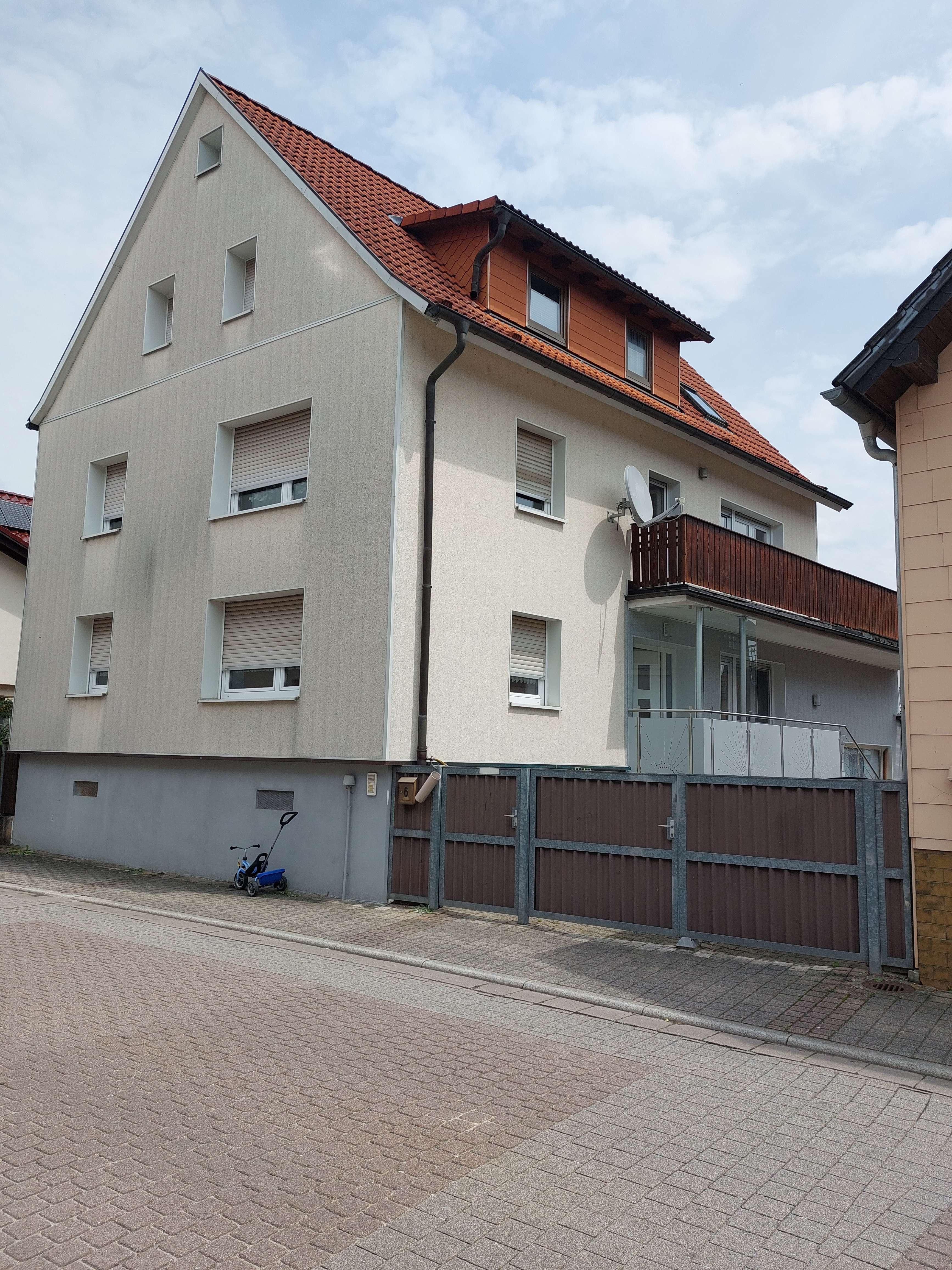 Thumbnail-Haus zum Kaufen in Sinsheim-Eschelbach 360.000,00 € 166 m²