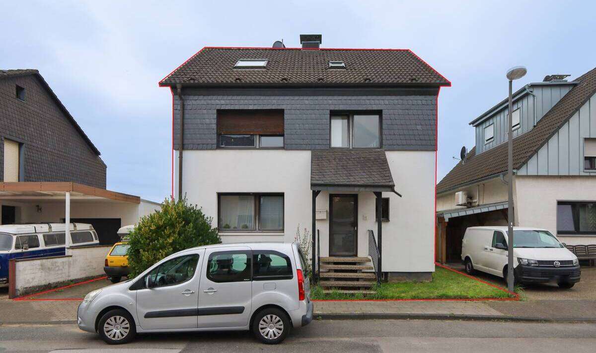 Thumbnail-Haus zum Kaufen in Langenfeld Reusrath 450.000,00 € 119.18 m²