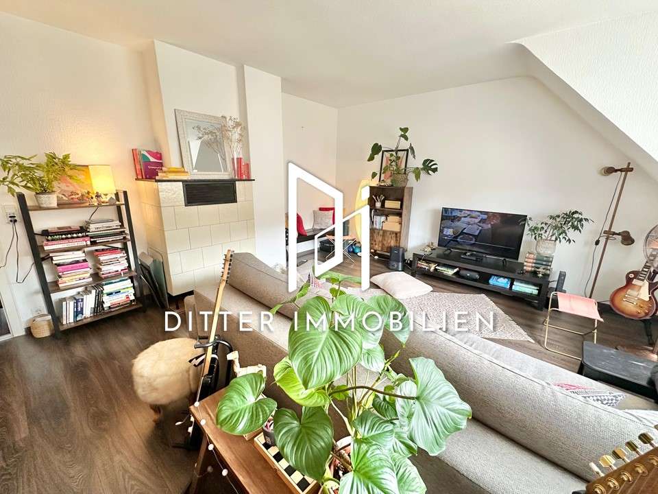 Thumbnail-Wohnung zum Kaufen in Stuttgart 214.000,00 € 47.37 m²