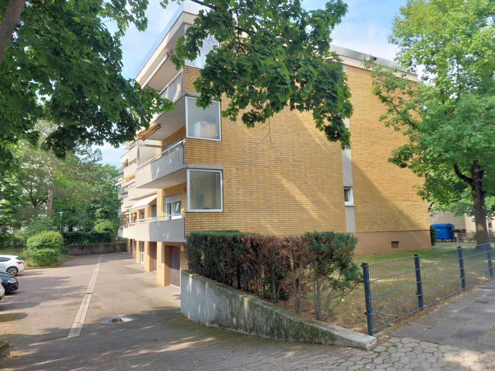 Thumbnail-Wohnung zum Kaufen in Ludwigshafen 219.000,00 € 80 m²