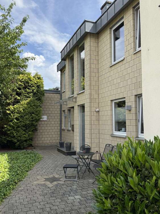 Thumbnail-Haus zum Kaufen in Kaarst 768.000,00 € 180.14 m²
