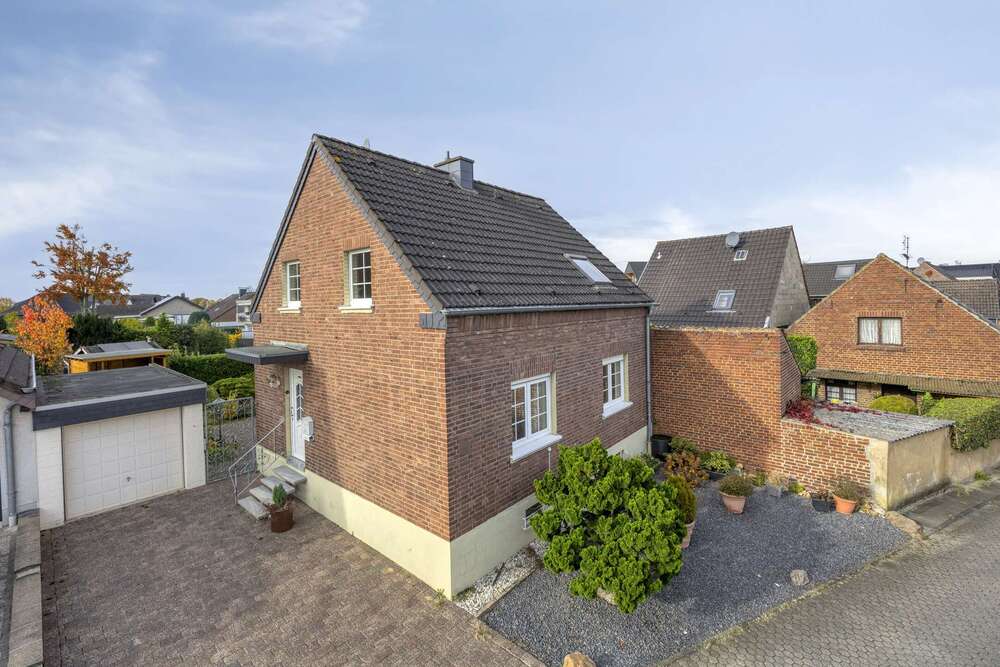 Thumbnail-Haus zum Kaufen in Erftstadt-Gymnich 349.000,00 € 132 m²