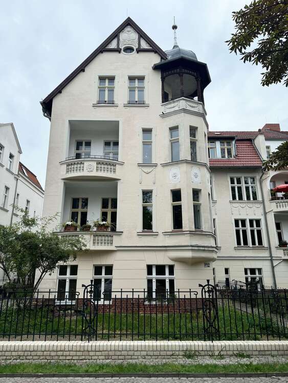 Thumbnail-Wohnung zum Mieten in Berlin 1.864,86 € 105.3 m²