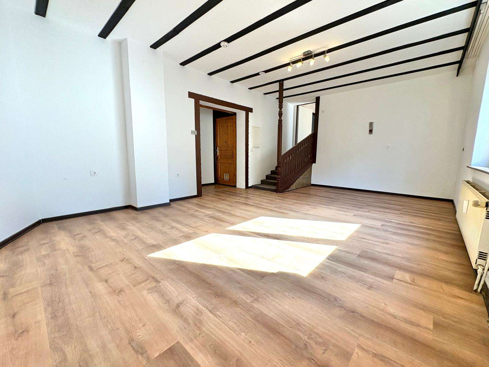 Thumbnail-Wohnung zum Mieten in Saarbrücken 700,00 € 109 m²