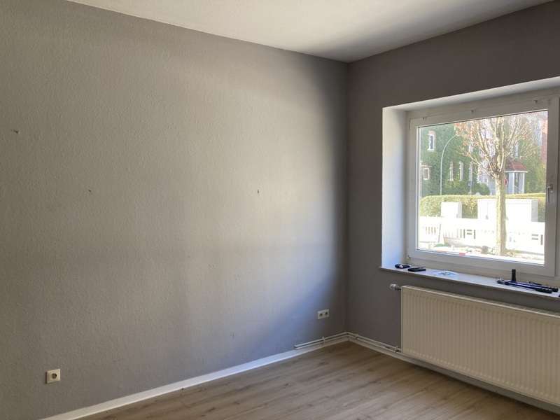 Thumbnail-Wohnung zum Mieten in Bremerhaven 359,00 € 52.93 m²