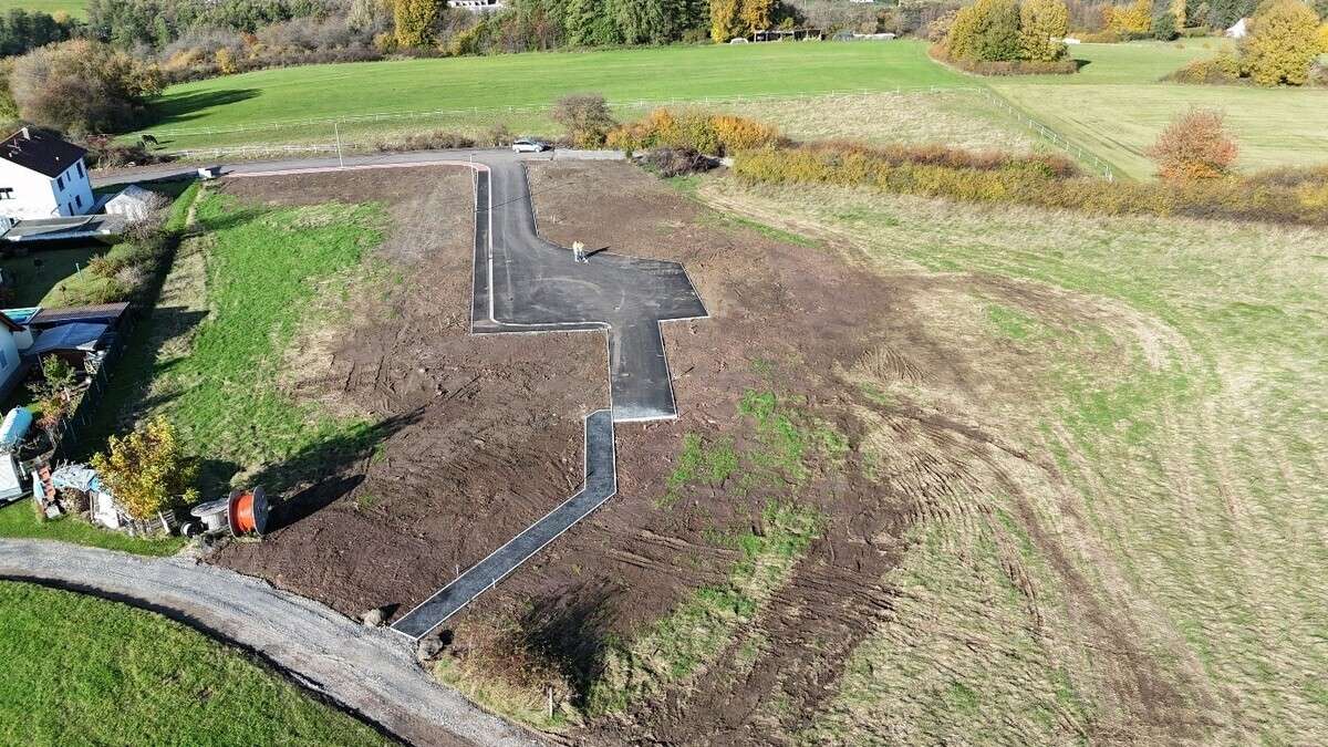 Thumbnail-Grundstück zu verkaufen in Hosenfeld 177.408,00 € 1008 m²