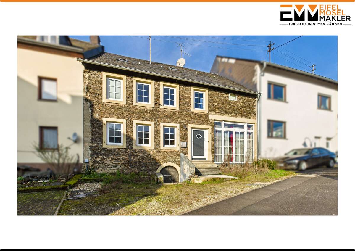 Thumbnail-Haus zum Kaufen in Burgen 225.000,00 € 144.83 m²