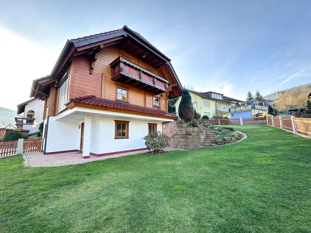 Thumbnail-Haus zum Kaufen in Baiersbronn 610.000,00 € 165 m²