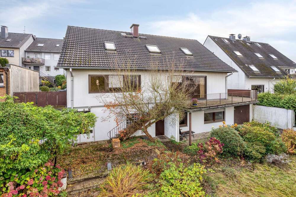 Thumbnail-Haus zum Kaufen in Essen 359.000,00 € 272 m²