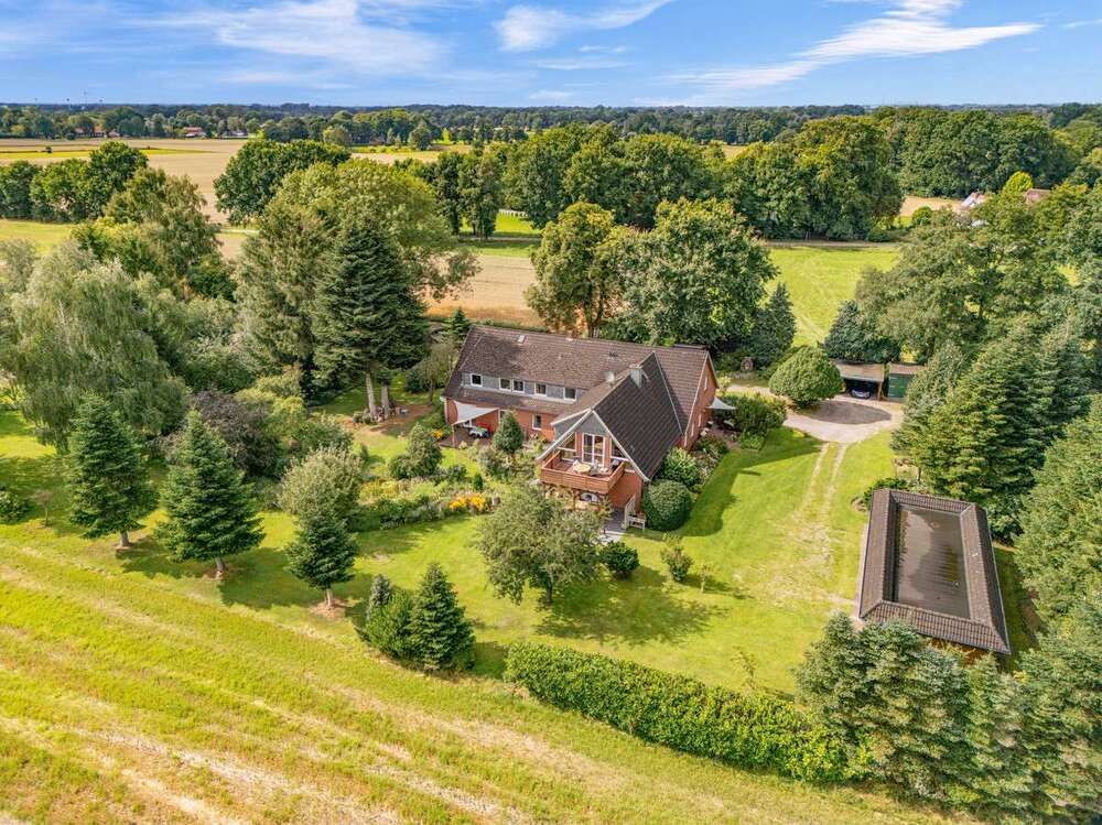 Thumbnail-Haus zum Kaufen in Stuhr 699.000,00 € 542 m²