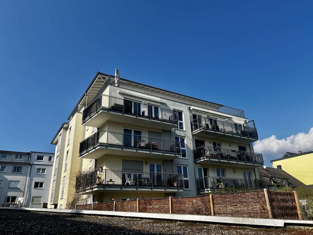 Thumbnail-Wohnung zum Kaufen in Kelkheim (Taunus) 595.000,00 € 103 m²