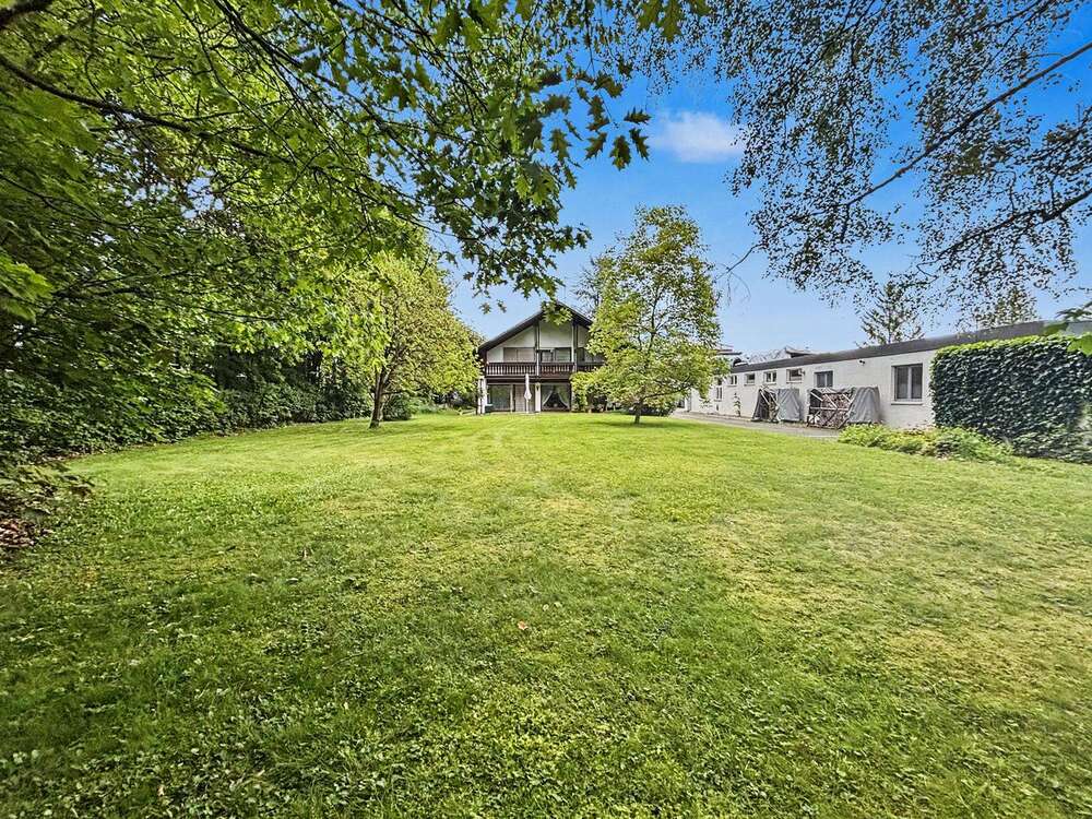 Thumbnail-Haus zum Kaufen in Waldkraiburg 650.000,00 € 201 m²