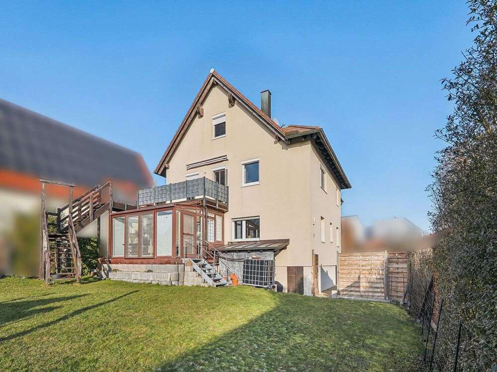 Thumbnail-Haus zum Kaufen in Waldbüttelbrunn 649.000,00 € 245 m²