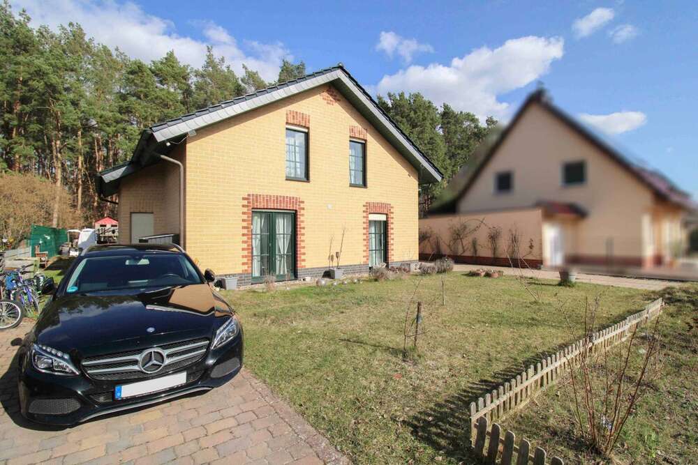 Thumbnail-Haus zum Kaufen in Rathenow 435.000,00 € 204.04 m²