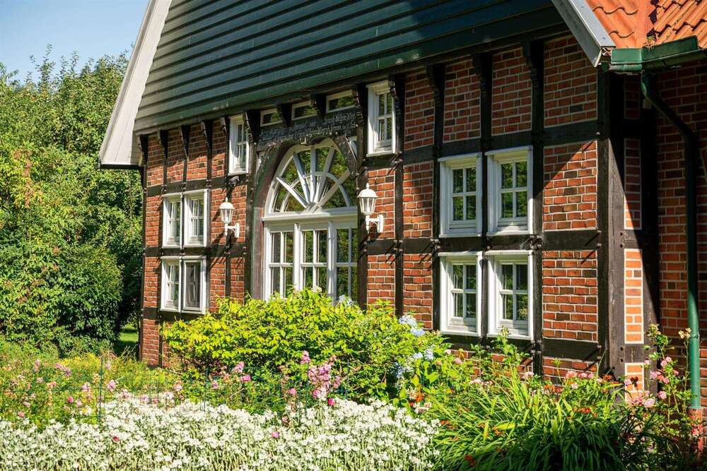 Thumbnail-Haus zum Kaufen in Melle 990.000,00 € 367.48 m²