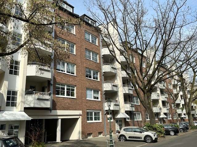 Thumbnail-Wohnung zum Kaufen in Düsseldorf 295.000,00 € 66.1 m²