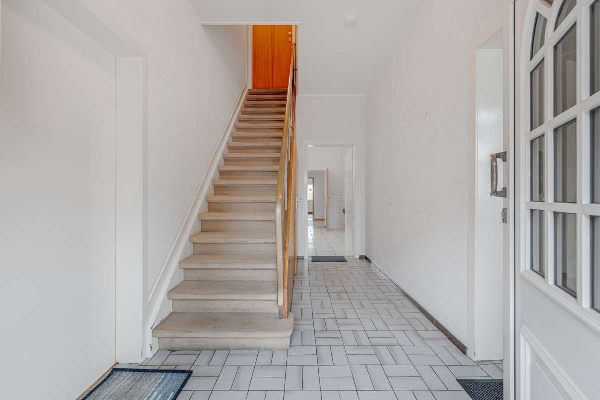 Thumbnail-Haus zum Kaufen in Bochum Wattenscheid 399.000,00 € 197 m²