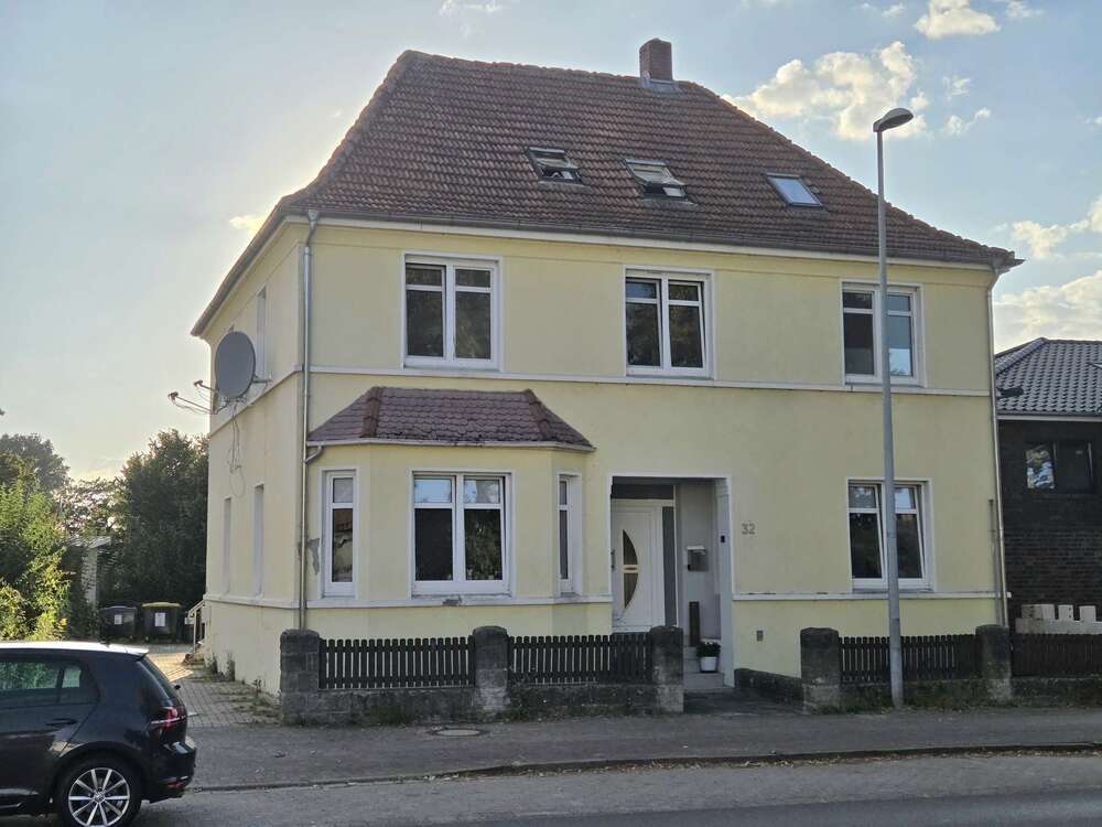 Thumbnail-Haus zum Kaufen in Bergen 409.000,00 € 280 m²