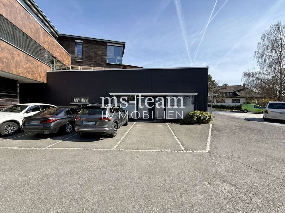 Thumbnail-Büro in Amberg 2.335,00 € 168 m²
