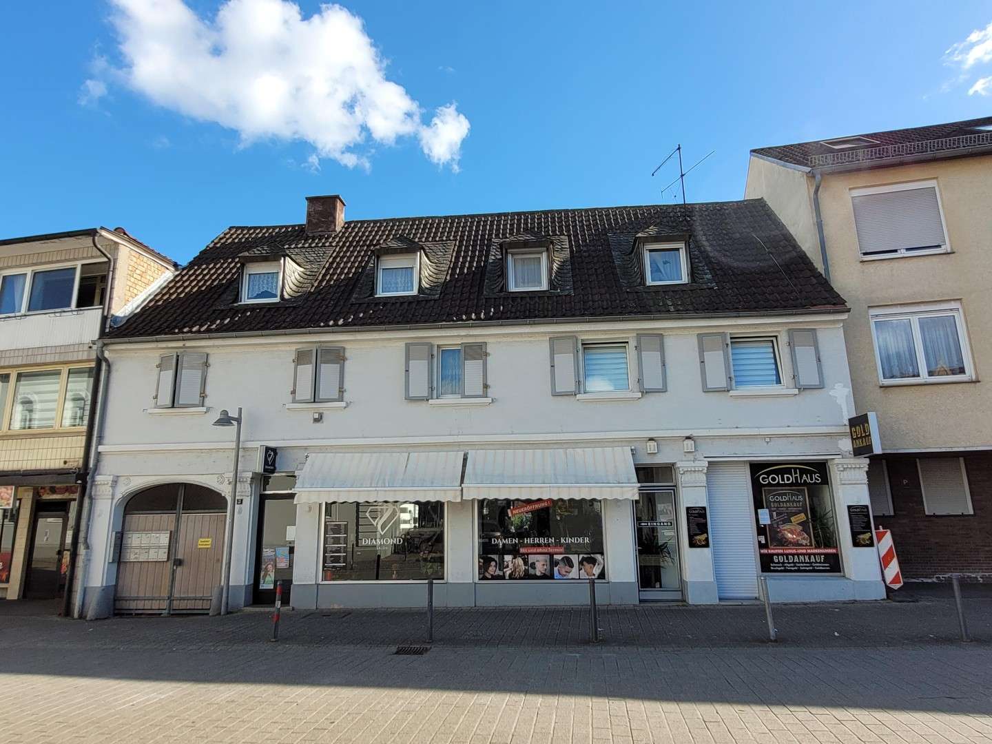 Thumbnail-Haus zum Kaufen in Ludwigshafen 1.450.000,00 € 484 m²