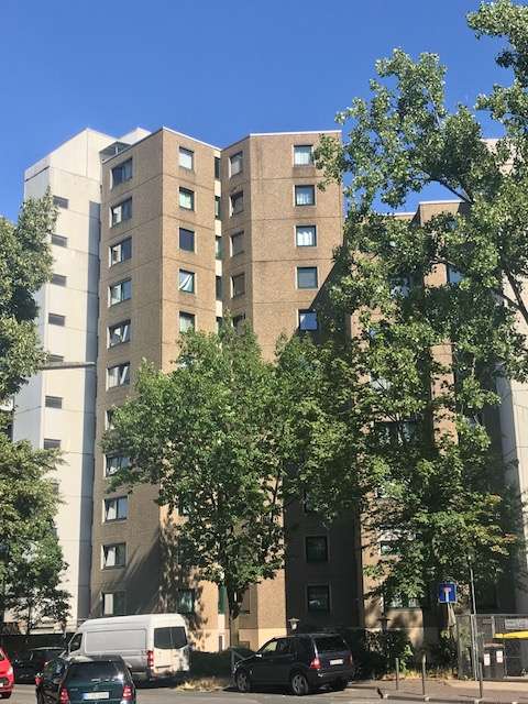 Thumbnail-Wohnung zum Kaufen in Frankfurt 208.000,00 € 77 m²