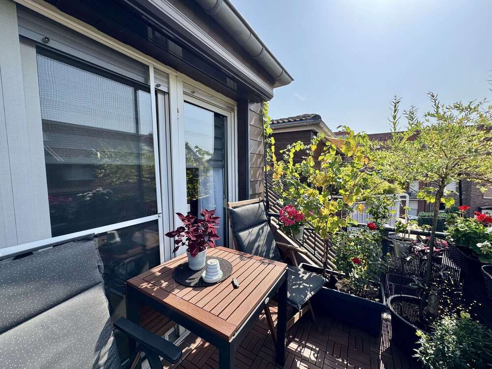 Thumbnail-Wohnung zum Kaufen in Grevenbroich 195.000,00 € 74 m²