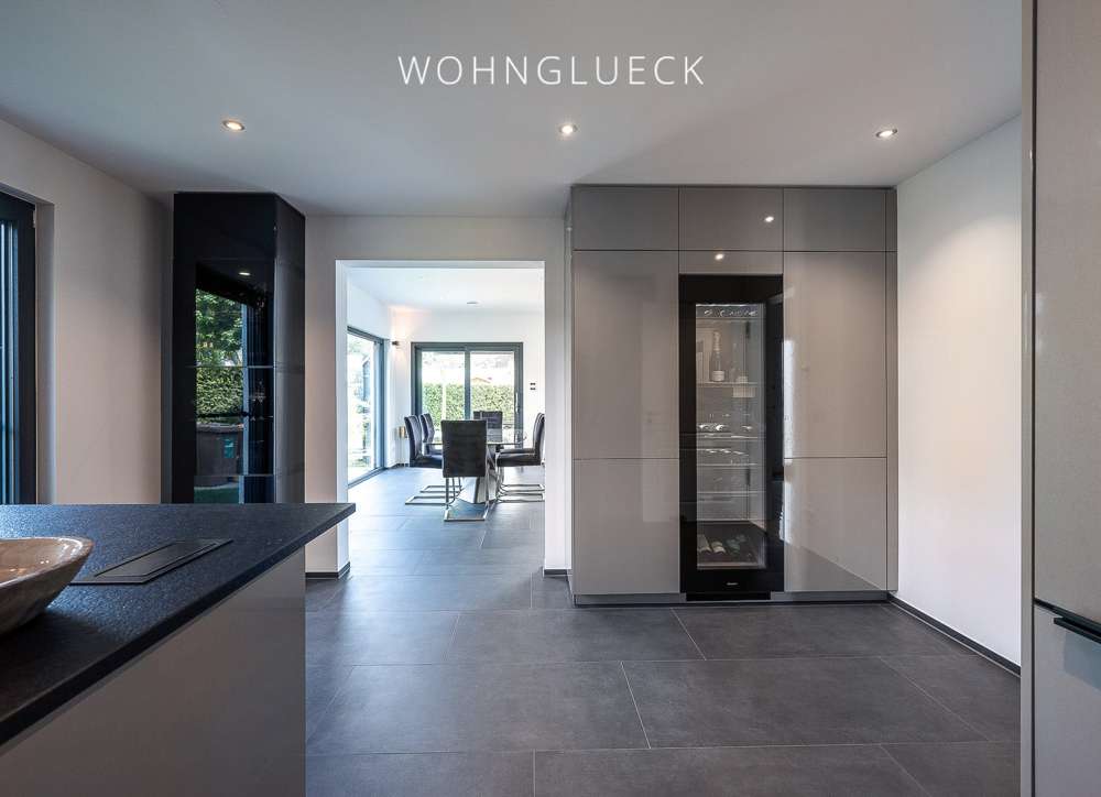 Thumbnail-Haus zum Kaufen in Augsburg Hammerschmiede 1.890.000,00 € 277 m²