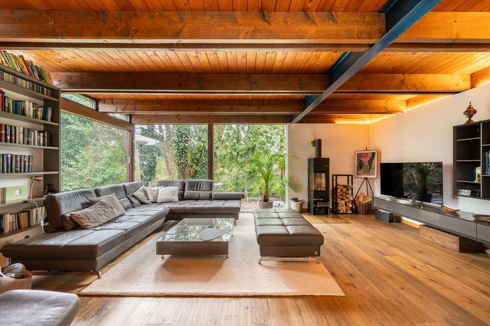 Thumbnail-Haus zum Kaufen in Gröbenzell 850.000,00 € 123.27 m²