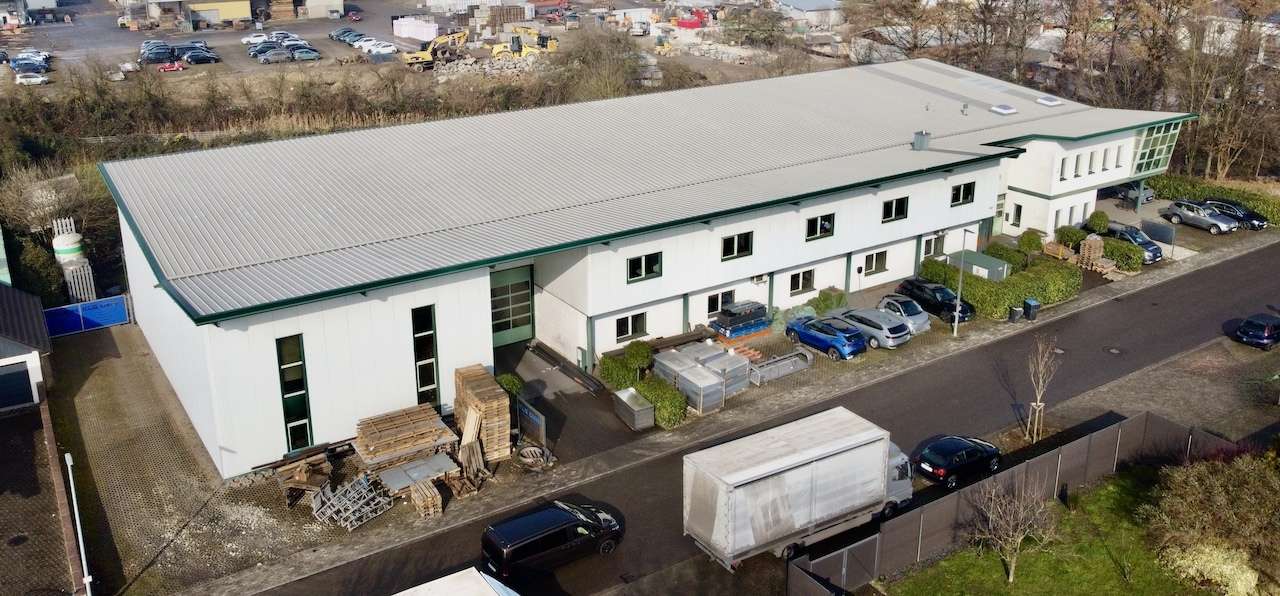 Thumbnail-Halle in Kippenheim 7.500,00 € 880 m²